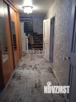 Дом 165м², 2-этажный, участок 10 сот.  