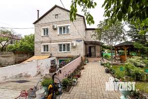 Дом 134м&sup2;, 2-этажный, участок 10 сот.  