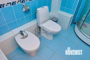 Дом 298м&sup2;, 2-этажный, участок 30 сот.  