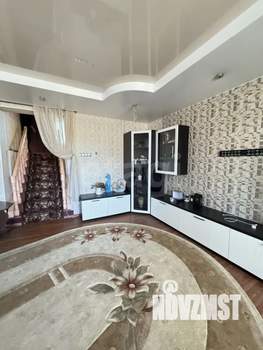 Дом 204м&sup2;, 2-этажный, участок 7 сот.  