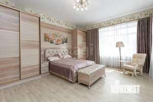 Дом 475м&sup2;, 2-этажный, участок 631 сот.  