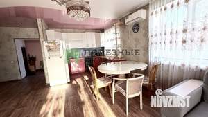 Дом 236м&sup2;, 2-этажный, участок 7 сот.  
