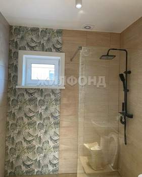 Дом 80м&sup2;, 2-этажный, участок 10 сот.  