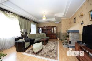Коттедж 172м&sup2;, 2-этажный, участок 10 сот.  