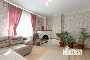 Дом 227м&sup2;, 2-этажный, участок 8 сот.  