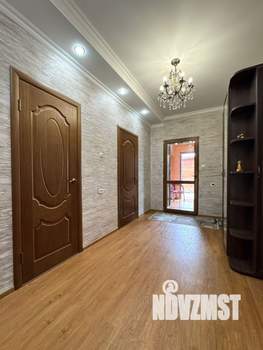 Коттедж 260м², 3-этажный, участок 15 сот.  