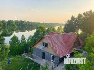 Коттедж 350м², 3-этажный, участок 12 сот.  