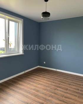 Дом 80м&sup2;, 2-этажный, участок 10 сот.  