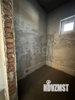 Дом 180м&sup2;, 2-этажный, участок 7 сот.  