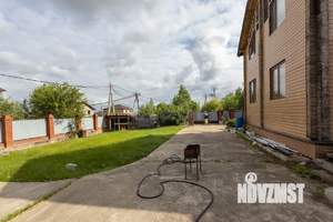 Дом 250м², 2-этажный, участок 10 сот.  