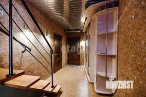 Дом 274м&sup2;, 3-этажный, участок 10 сот.  