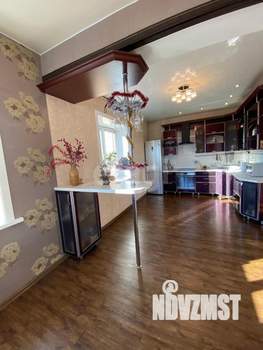 Дом 220м², 2-этажный, участок 10 сот.  