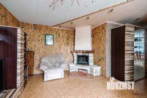 Дом 274м&sup2;, 3-этажный, участок 10 сот.  