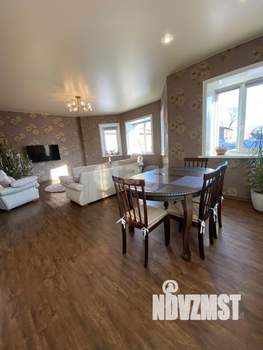 Дом 220м², 2-этажный, участок 10 сот.  