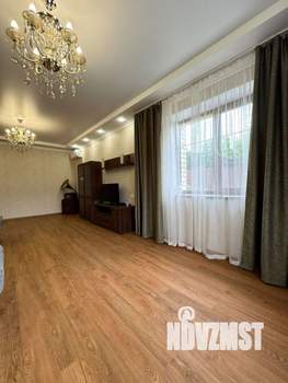 Коттедж 260м², 3-этажный, участок 15 сот.  