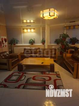 Дом 487м², 3-этажный, участок 5 сот.  