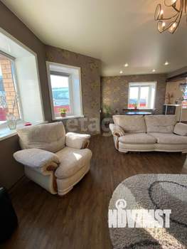 Дом 220м², 2-этажный, участок 10 сот.  