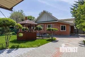 Дом 140м&sup2;, 1-этажный, участок 10 сот.  