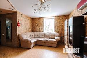 Дом 274м&sup2;, 3-этажный, участок 10 сот.  