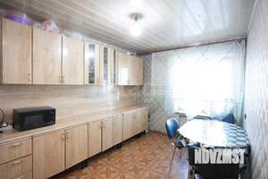 Дом 226м², 3-этажный, участок 7 сот.  