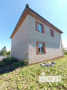 Дом 156м&sup2;, 2-этажный, участок 10 сот.  