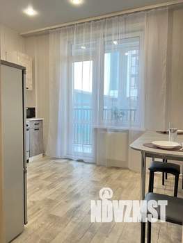 1-к квартира, посуточно, 40м2, 2/18 этаж