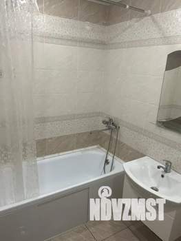 1-к квартира, посуточно, 41м2, 8/10 этаж