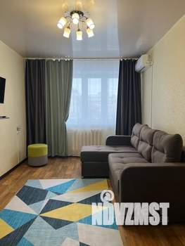 1-к квартира, посуточно, 42м2, 2/14 этаж