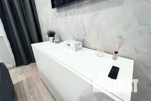 1-к квартира, посуточно, 40м2, 6/9 этаж