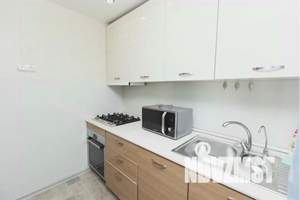 1-к квартира, посуточно, 38м2, 3/5 этаж