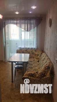 1-к квартира, посуточно, 44м2, 1/10 этаж