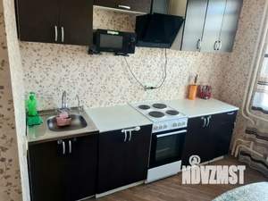 1-к квартира, посуточно, 40м2, 5/17 этаж