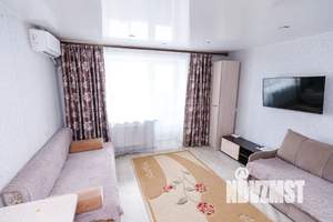 Студия квартира, посуточно, 32м2, 6/9 этаж