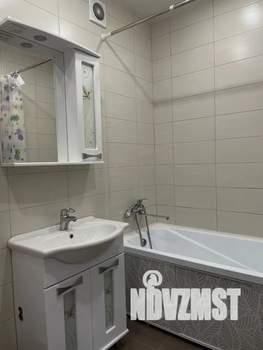 1-к квартира, посуточно, 37м2, 4/8 этаж