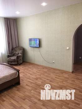 1-к квартира, посуточно, 39м2, 2/9 этаж