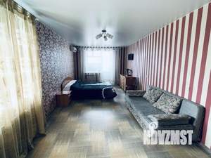 1-к квартира, посуточно, 45м2, 1/1 этаж