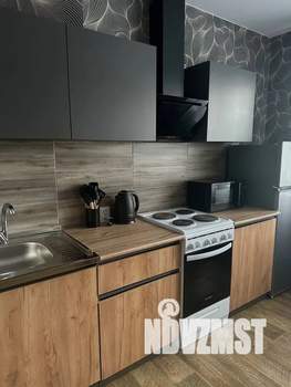 1-к квартира, посуточно, 35м2, 4/14 этаж