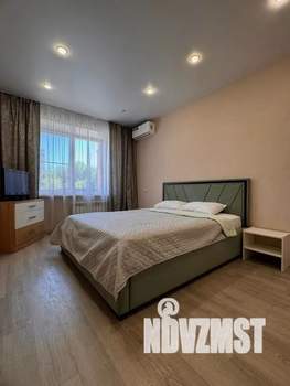 1-к квартира, посуточно, 45м2, 1/12 этаж