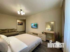 1-к квартира, посуточно, 40м2, 1/1 этаж