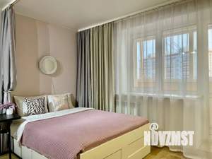 Студия квартира, посуточно, 35м2, 6/9 этаж