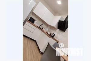 1-к квартира, посуточно, 39м2, 4/8 этаж