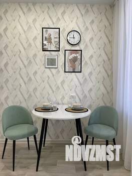 1-к квартира, посуточно, 40м2, 4/18 этаж