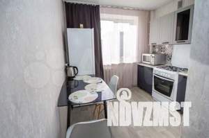 1-к квартира, посуточно, 34м2, 2/9 этаж