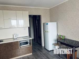 Студия квартира, посуточно, 28м2, 8/12 этаж
