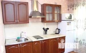 1-к квартира, посуточно, 44м2, 4/10 этаж