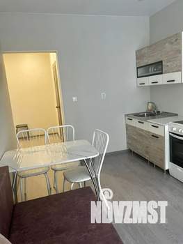 1-к квартира, посуточно, 37м2, 4/8 этаж