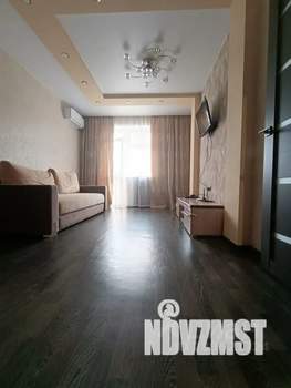 1-к квартира, посуточно, 37м2, 6/17 этаж