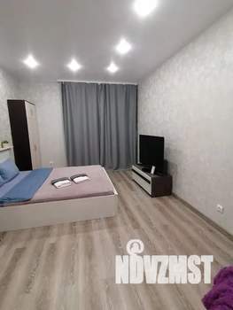 1-к квартира, посуточно, 38м2, 17/18 этаж