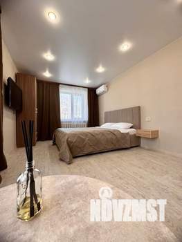 1-к квартира, посуточно, 38м2, 3/5 этаж