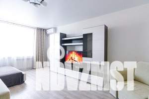 1-к квартира, посуточно, 47м2, 6/10 этаж